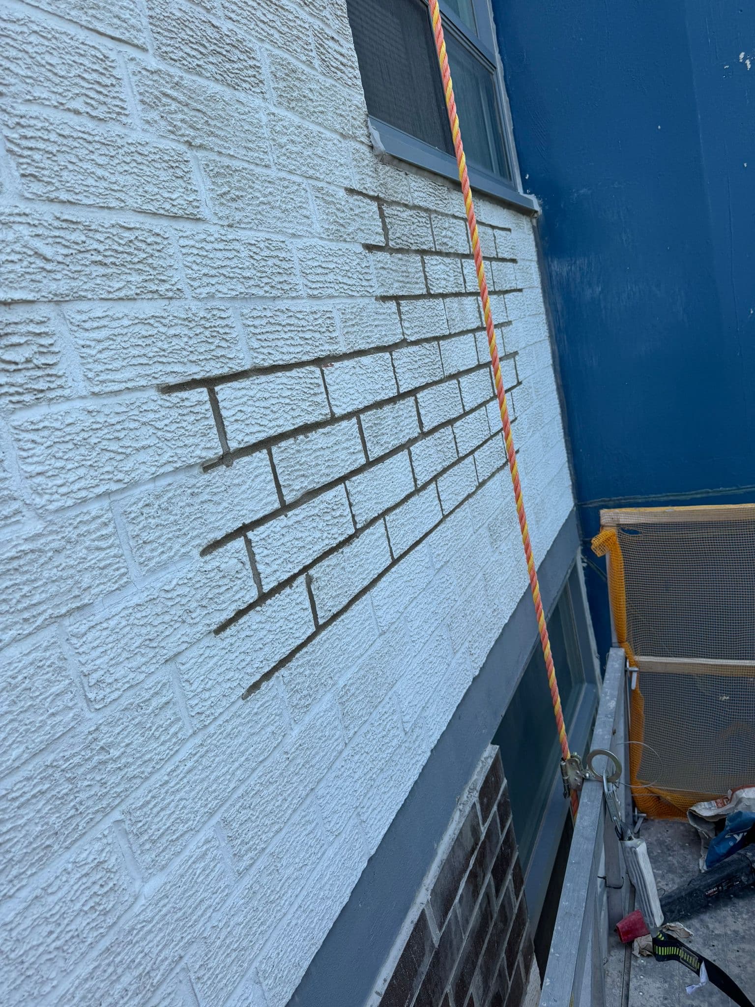Facade coating work